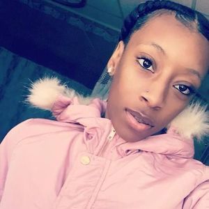 Meet your Posher, Deasia